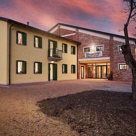 Brussa Horse Oasi Villa Каорле Екстериор снимка